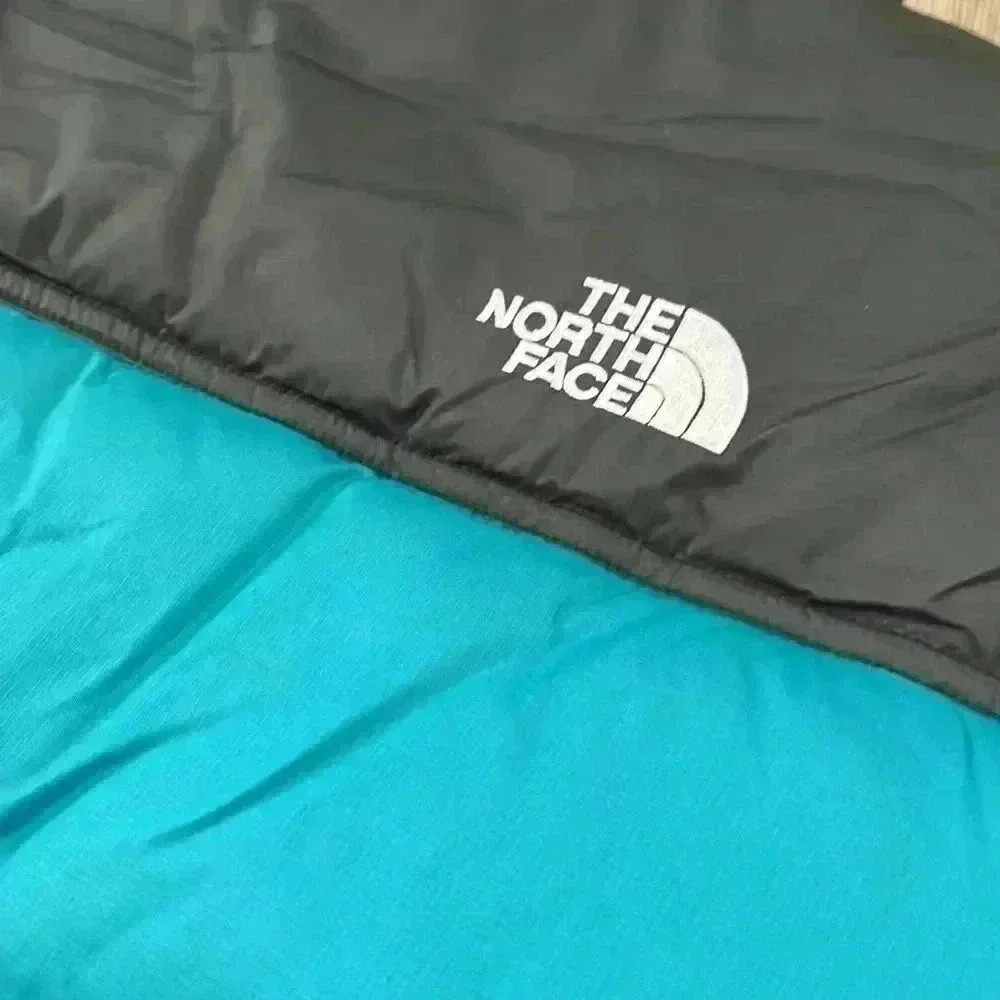 The North Face Men’s Green Puffer Jacket, Medium - Picture 11 of 13
